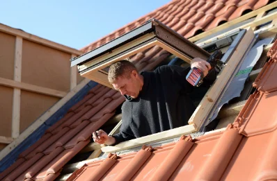 Pose de fenêtres de toit Velux à Charnat